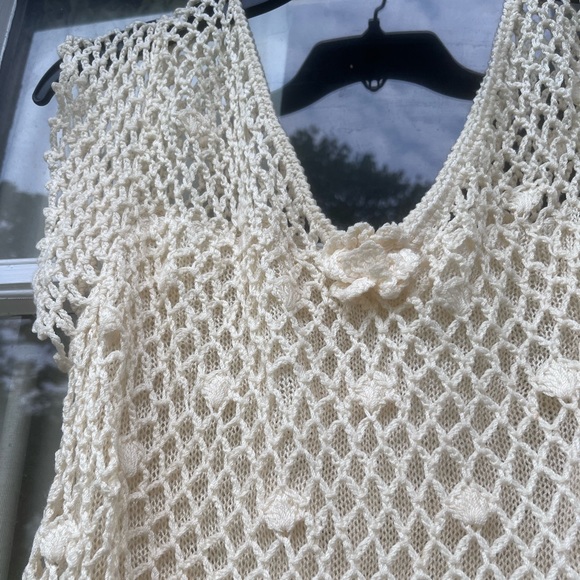 Open Knit Short Sleeve Top - Picture 3 of 10